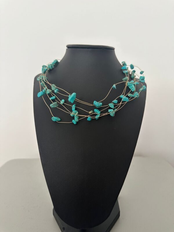 Collar piedra